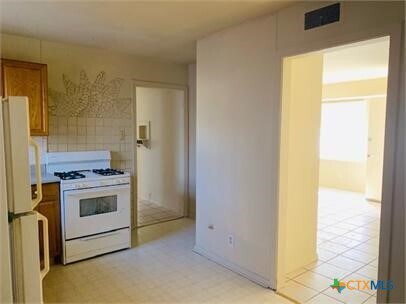 Building Photo - 1703 Smith Dr