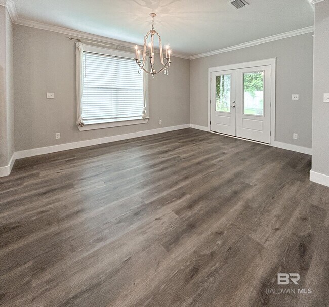Building Photo - 8101 Carmel Cir