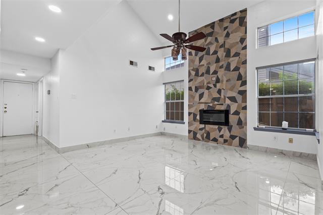 Building Photo - 9428 Penny Ln