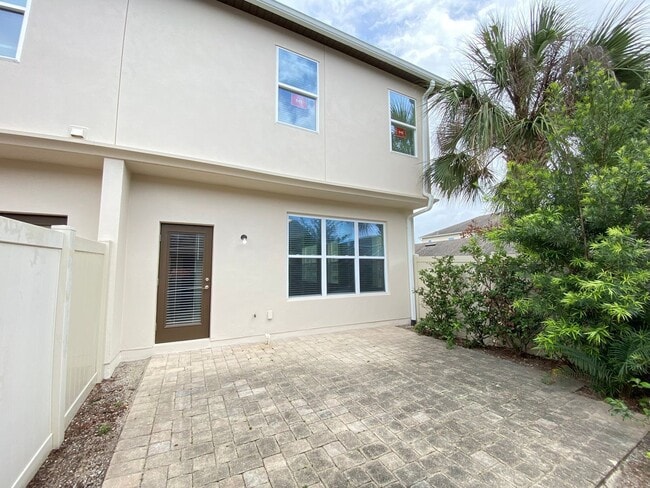 Building Photo - 7255 Shadeview Alley