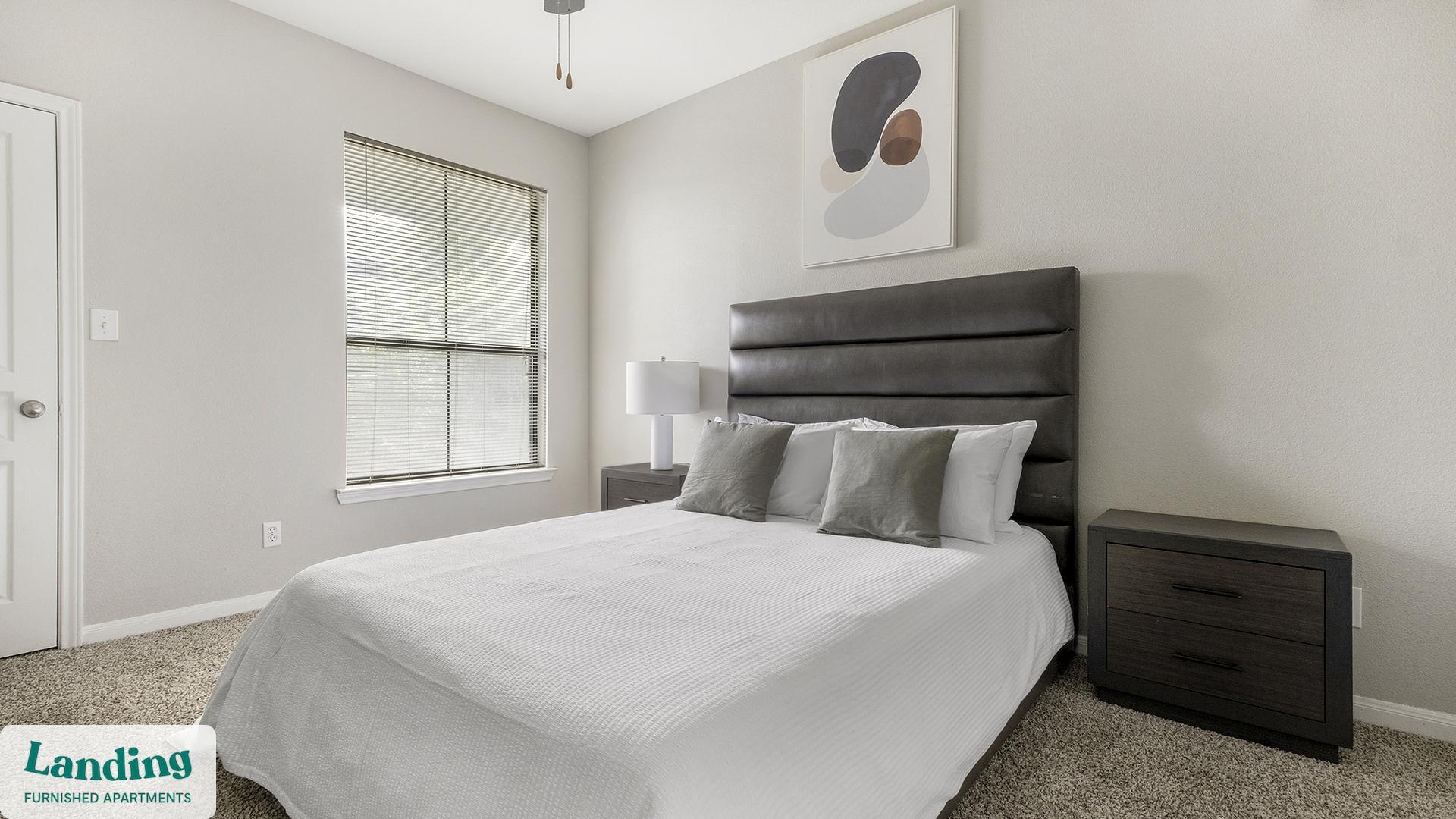 Building Photo - 2500 Woodland Park Dr