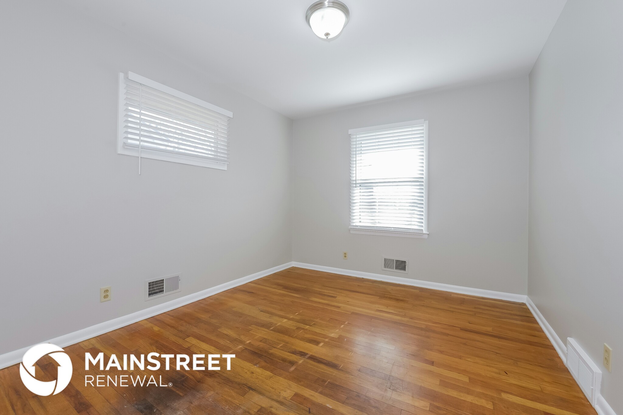 Building Photo - 4000 W 63rd St