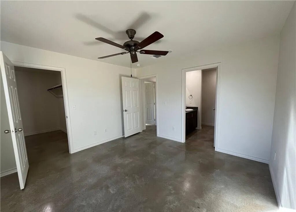 Building Photo - 2316 Alterman Dr