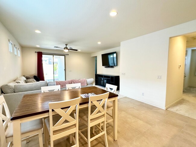 Building Photo - BEAUTIFUL VERRADO 3 BEDROOM PLUS DEN WITH ...