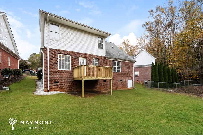 Building Photo - 116 Commons Dr