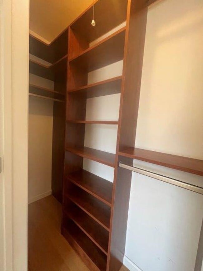 Building Photo - Cute Arden Park 2 Bedroom