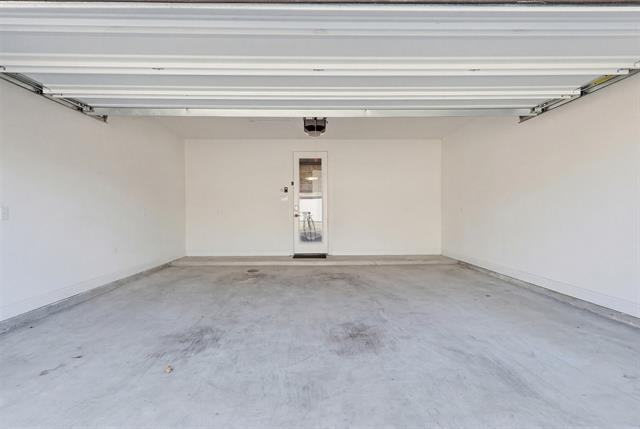 Building Photo - 3201 Casablanca St