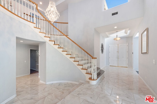 Building Photo - 24310 Belford Ct