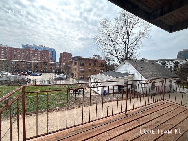 Building Photo - 4524 Pennsylvania Ave