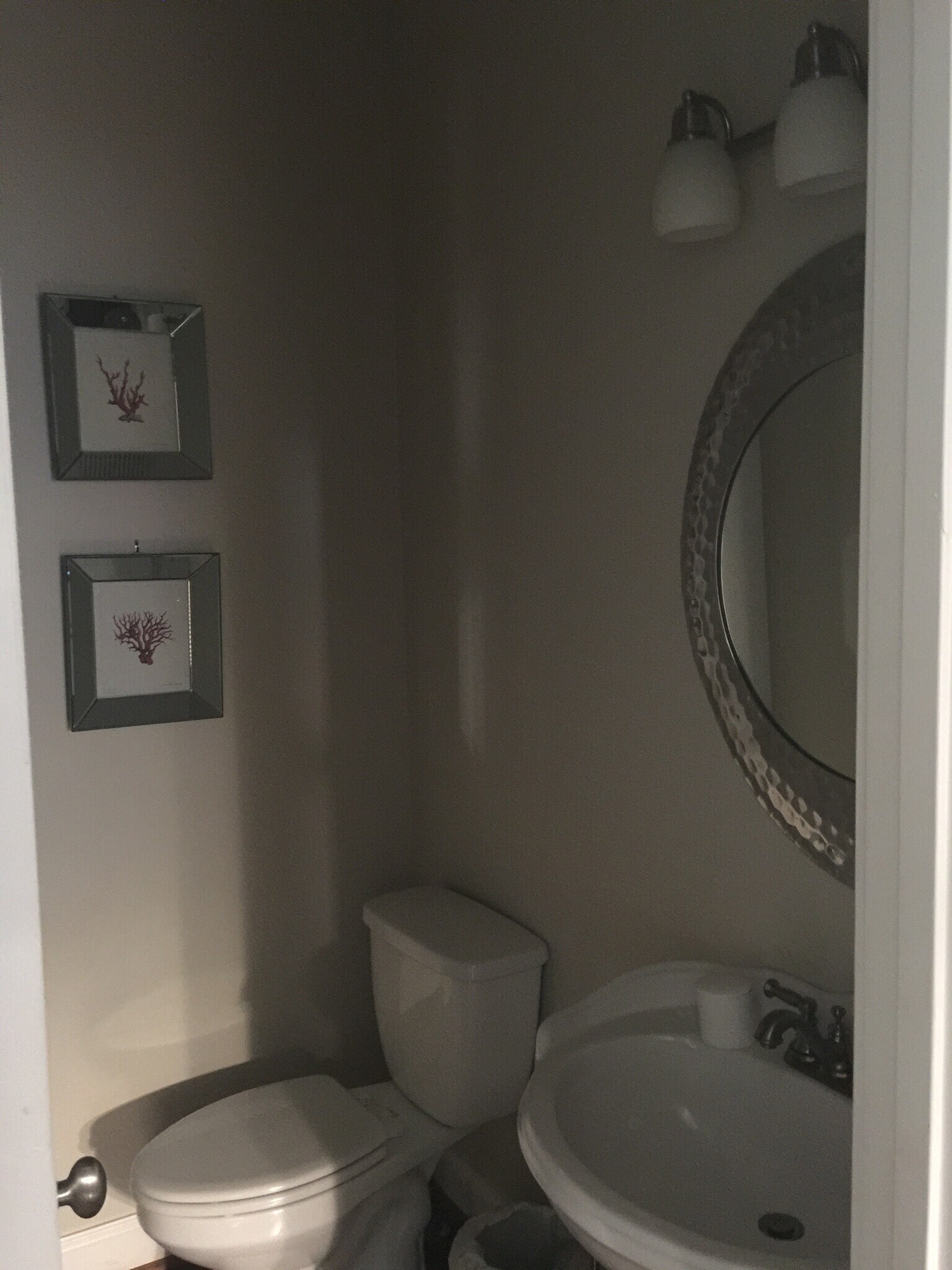 Half bath - 945 Longley Ave NW