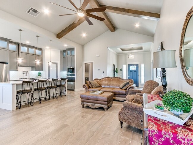 Building Photo - Beautiful 4 Bed 2 Bath Home in Norman