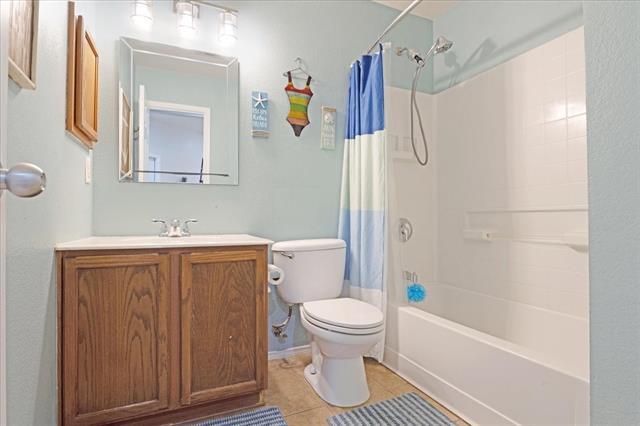 Building Photo - 8420 Silverbell Ln