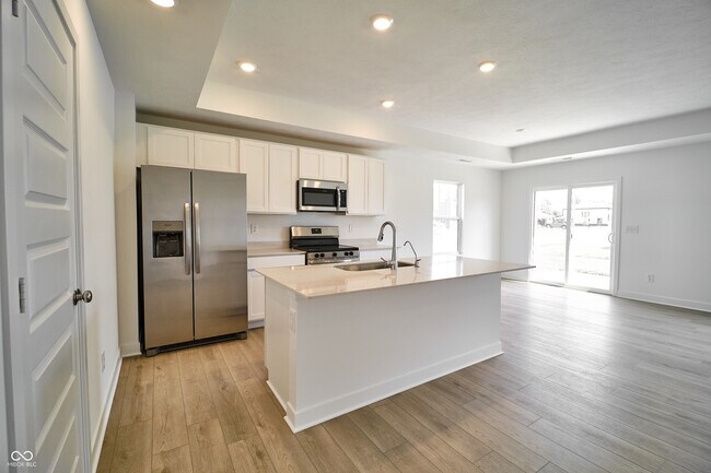 Building Photo - 8707 Maroska St