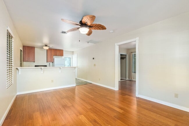Building Photo - Charming Home in Garfield District – Renovated w/ Hardwood Floors, Granite Counters, In-Unit W/D ...
