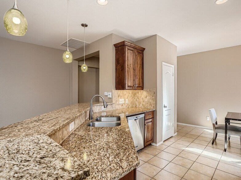 Building Photo - 3626 Cerulean Way