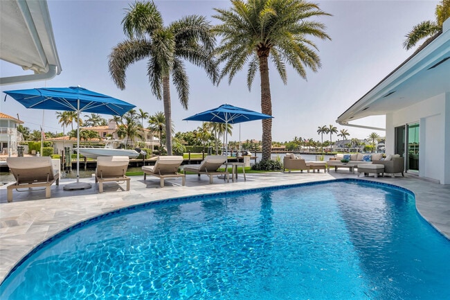 Building Photo - 3108 NE 42nd Ct