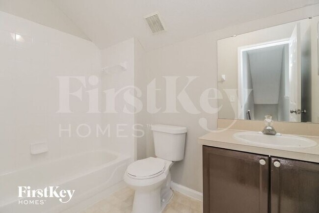 Building Photo - 5156 Aventura Blvd