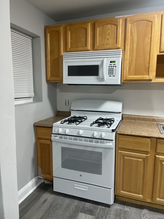 Primary Photo - 6531 Theodore St