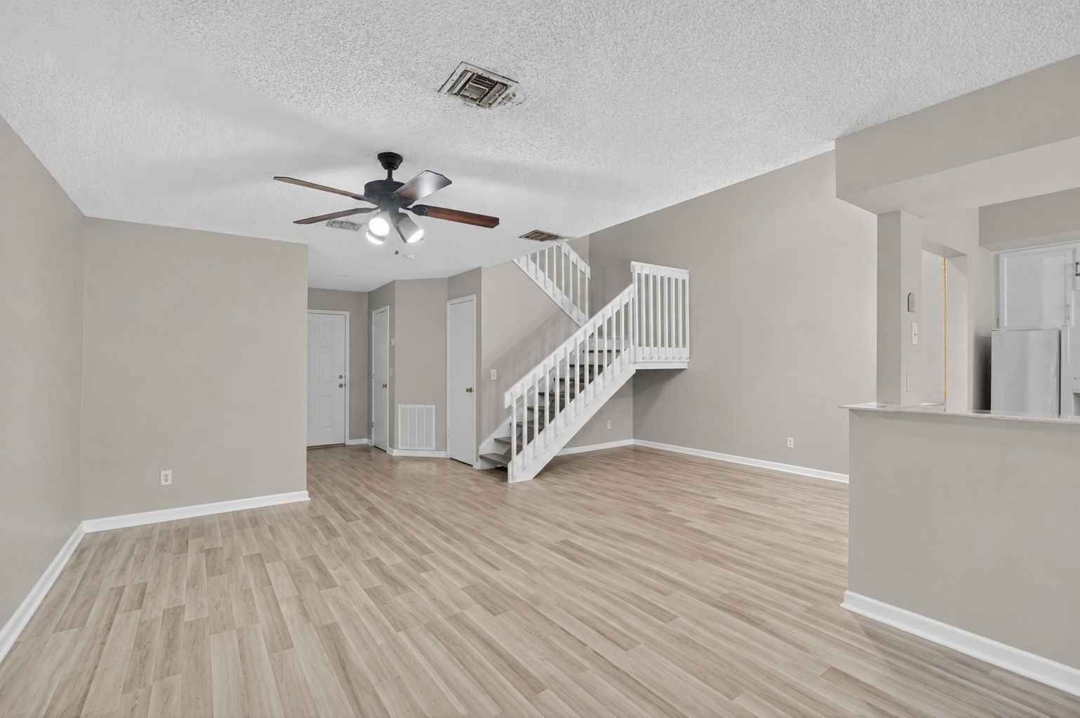 Building Photo - 5314 Sapphire Vly