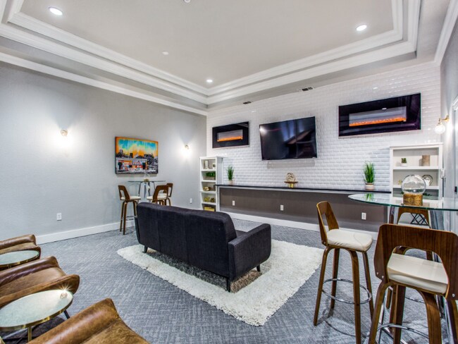 Building Photo - 9010 N FM 620