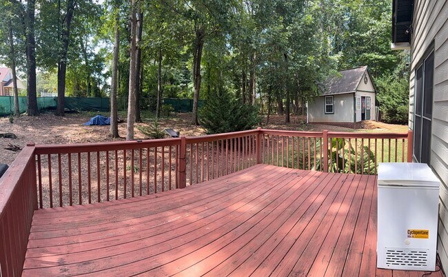 Building Photo - 4 BED/2 BATH PRIVATE DECATUR ESTATE FOR LE...