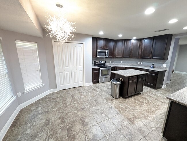 Building Photo - 6598 Britt St