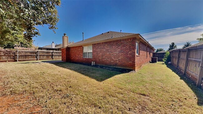 Building Photo - 2013 Cedar Meadow Ln