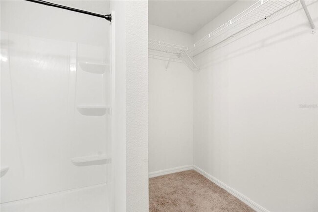 Building Photo - 1057 Eastbrook Ave