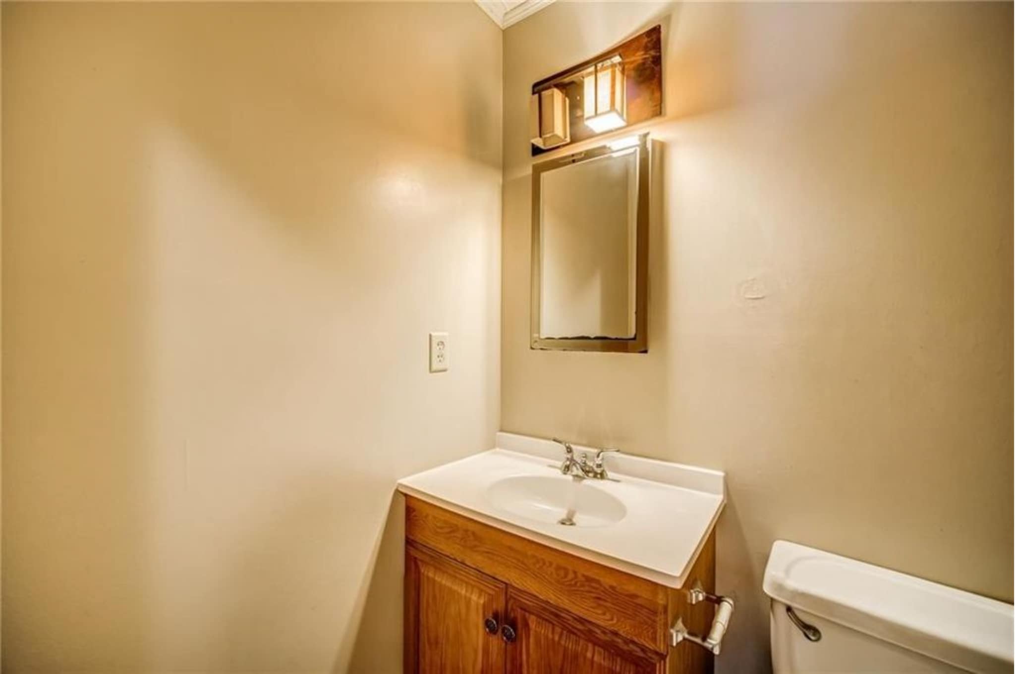 Building Photo - 10385 Rillridge Ct