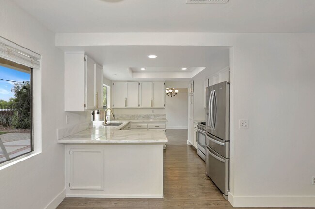 Building Photo - 4 Bed | 3 Bath | 1,979 Sq. Ft. | Stunning ...