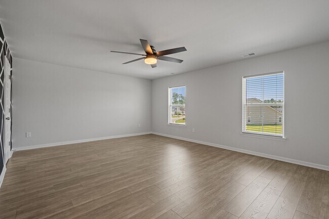 Building Photo - 135 Empyrean Cir