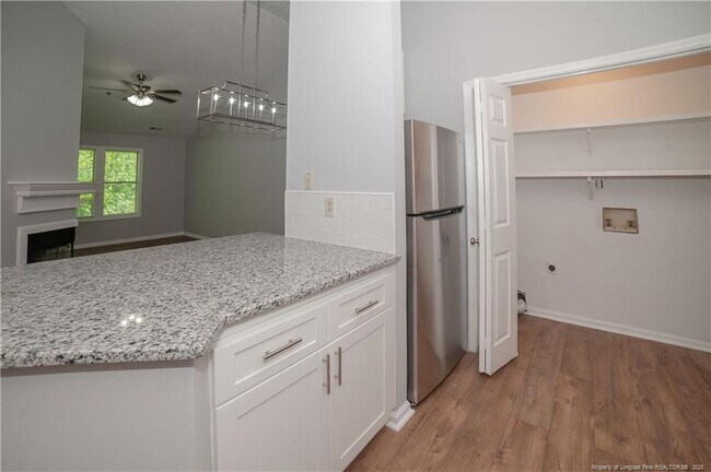Building Photo - 974 Stewarts Creek Dr
