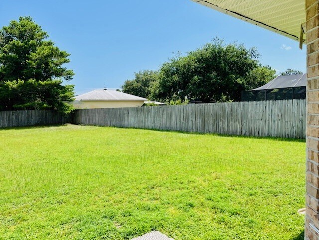 Building Photo - 8271 Branston Dr