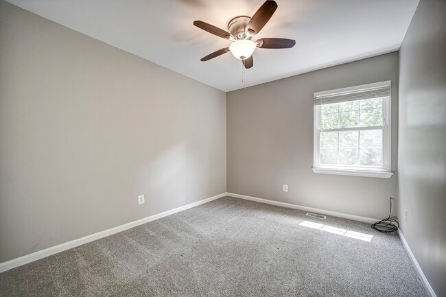Building Photo - 13711 Flowing Brook Ct