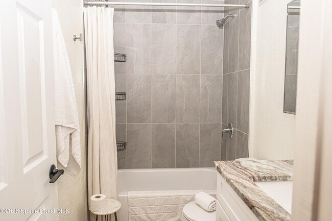 Building Photo - 839 Grand Regency Pointe