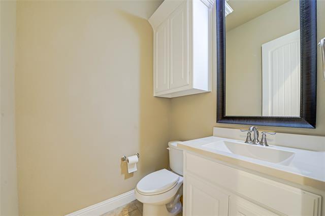 Building Photo - 6844 Westbury Dr