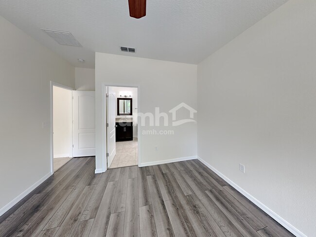 Building Photo - 92 Riachuelo Ln