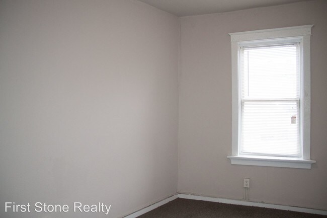 Building Photo - 1 br, 1 bath  - 3954 Grand Ave 3954 Grand  1S