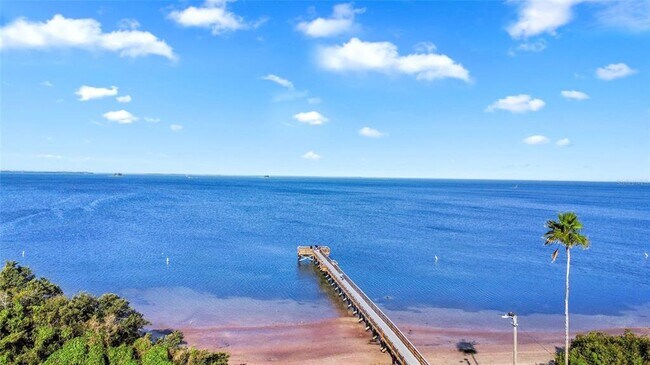 Building Photo - 124 Crystal Beach Ave