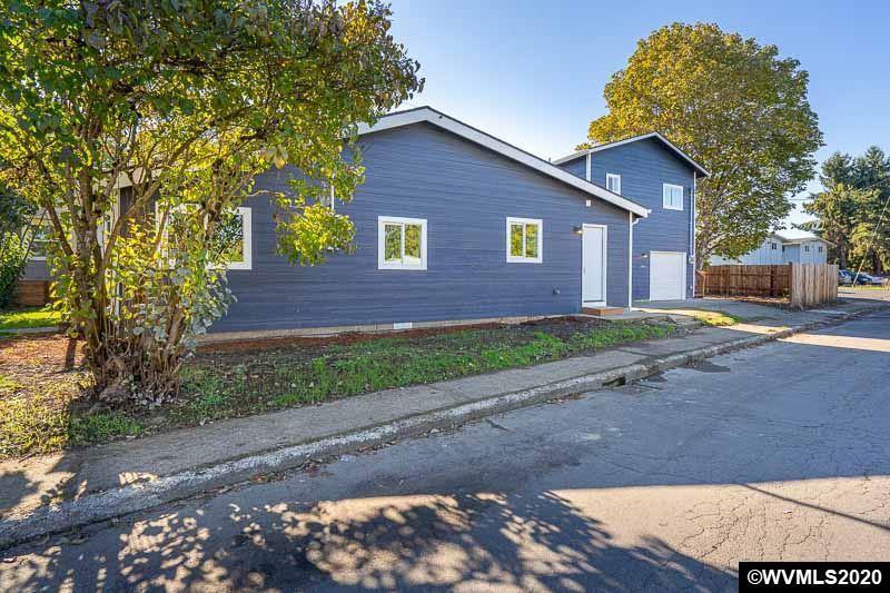 Building Photo - 625 25th St SE
