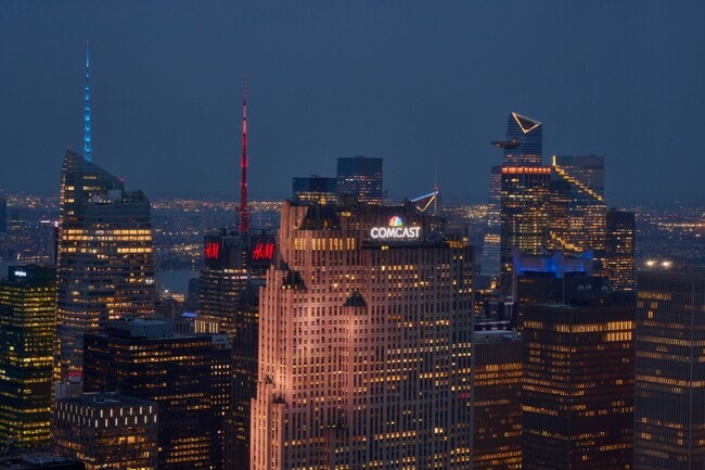 Building Photo - 432 Park Ave