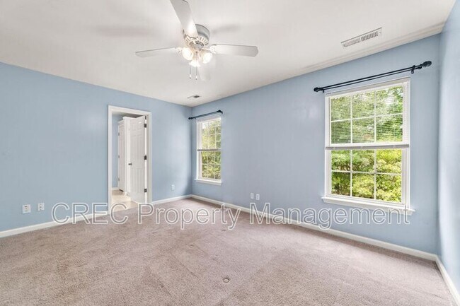 Building Photo - 2451 Scholar Ln