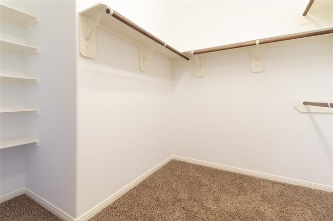 Building Photo - 21527 Cotton Valley Ln
