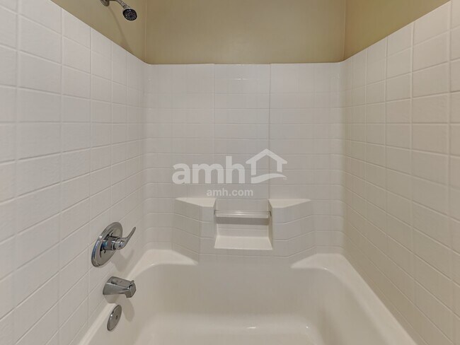 Building Photo - 4661 S Paseo Rio Bravo