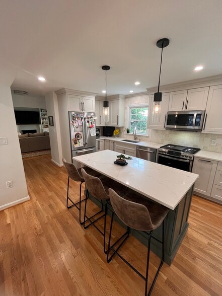 Building Photo - 8612 Yardley Dr