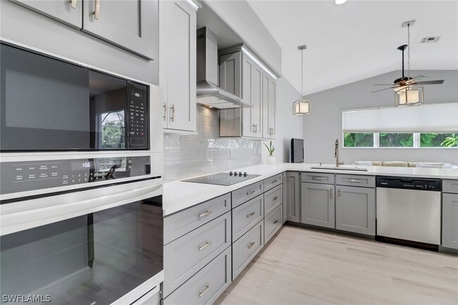 Building Photo - 19946 Estero Verde Dr