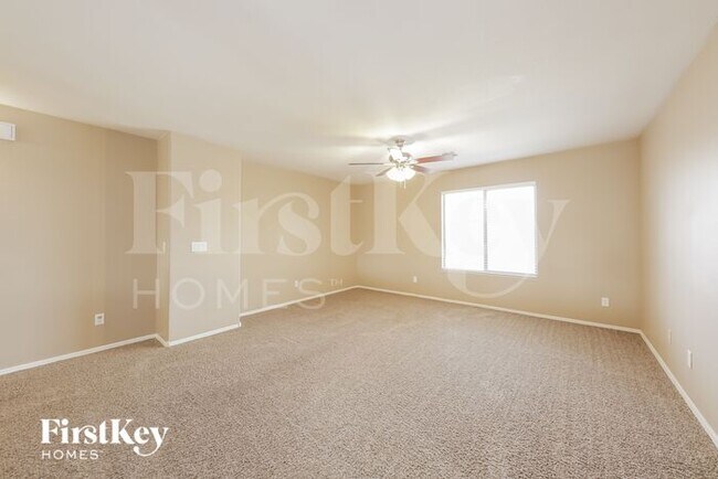 Building Photo - 14251 W Windrose Dr