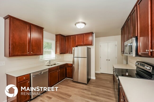 Building Photo - 4141 Macduff Dr