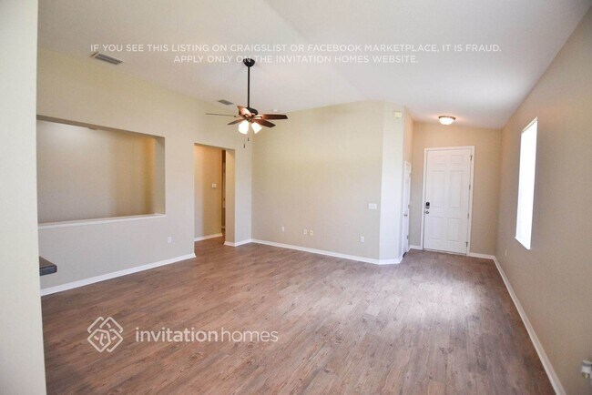 Building Photo - 6860 Lake Eaglebrooke Dr