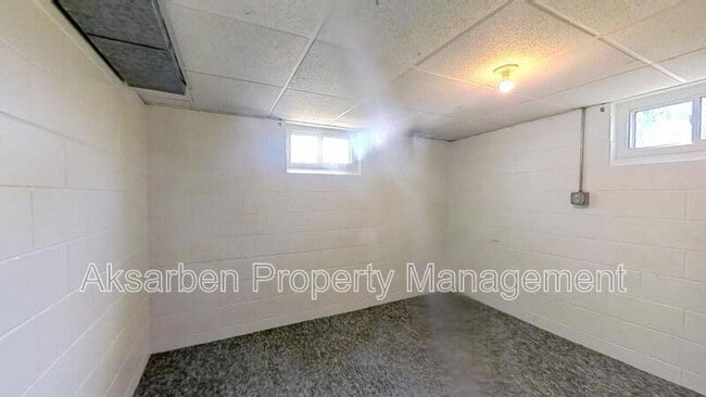Building Photo - 669 24th Ave